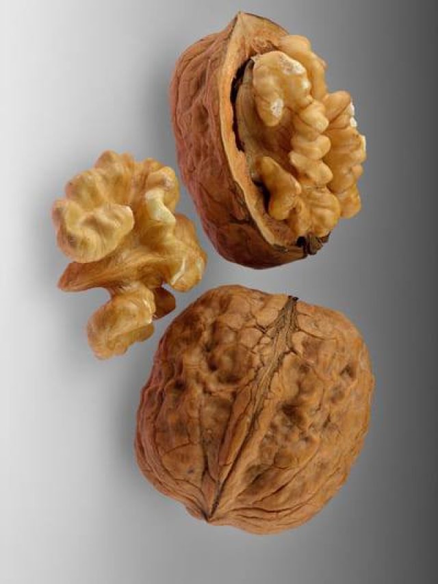 Unbelievable Health Benefits of Eating walnut Daily
